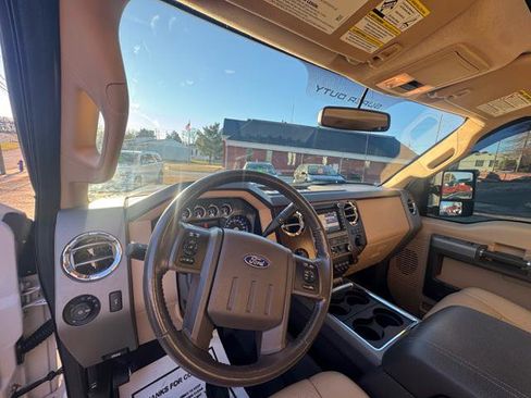 Used 2011 Ford F350 Lariat w/ Lariat Ultimate Pkg image 9
