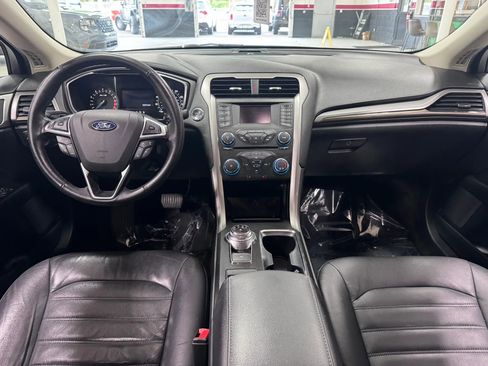 Used 2018 Ford Fusion SE AWD/4WD image 36