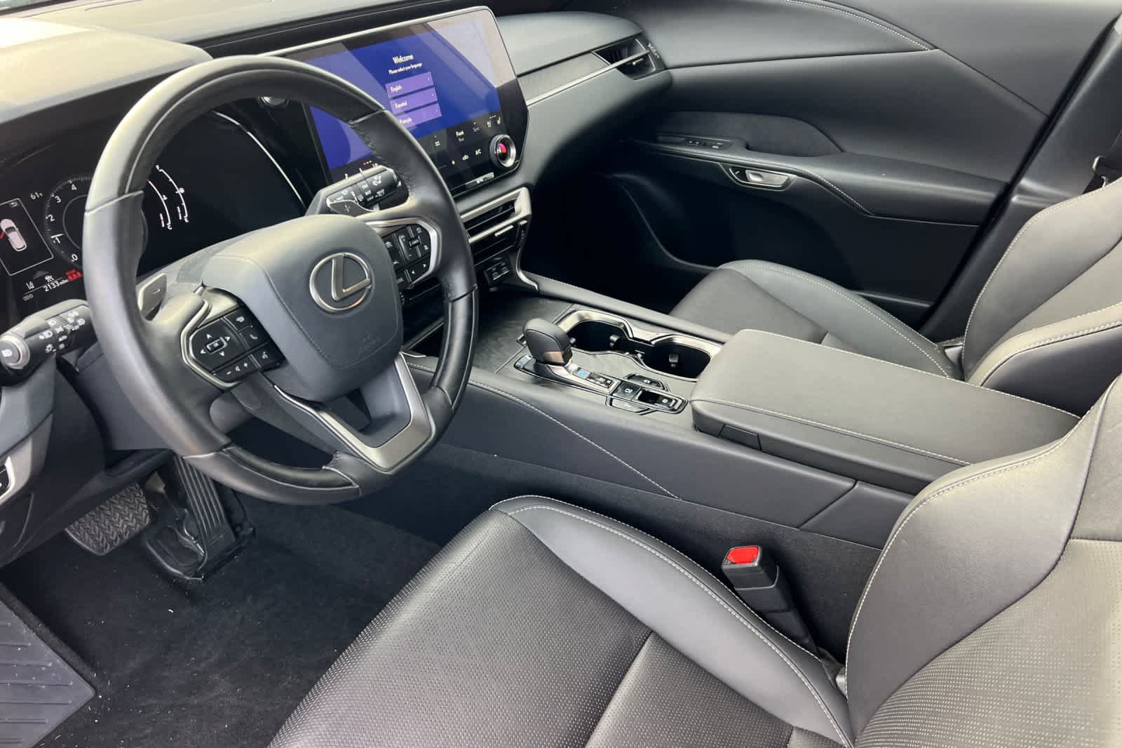 Used 2024 Lexus RX 350 Premium Plus w/ Cold Area Package FWD image 9