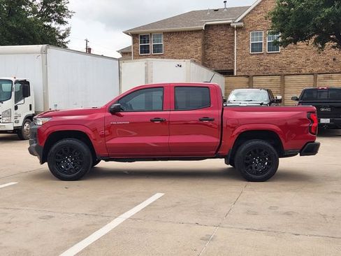 Used 2025 Chevrolet Colorado W/T w/ WT Custom Package RWD image 12