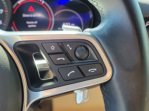 Certified 2023 Porsche Cayenne AWD/4WD image 36