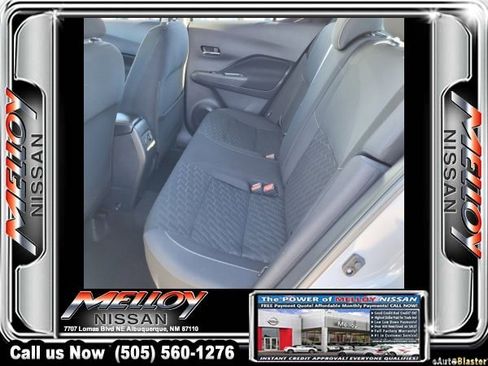 Used 2022 Nissan Kicks SV image 9