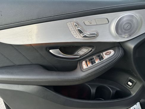 Used 2019 Mercedes-Benz GLC 300 4MATIC Coupe image 29