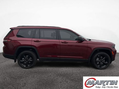 New 2025 Jeep Grand Cherokee L Limited w/ Luxury Tech Group II AWD/4WD image 4