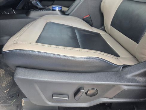 Used 2022 Ford Bronco Wildtrak AWD/4WD image 14