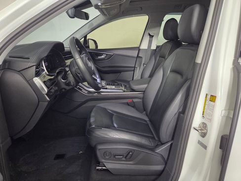 Used 2023 Audi Q7 3.0T Premium Plus image 12