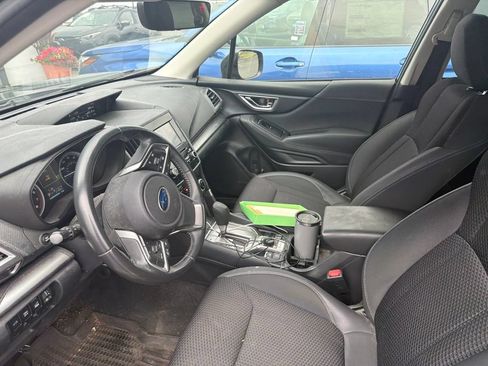 Used 2023 Subaru Forester Premium AWD/4WD image 8