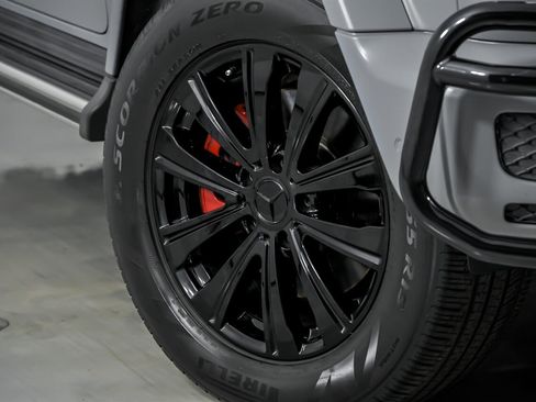 Used 2021 Mercedes-Benz G 550 image 4