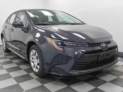 New 2026 Toyota Corolla LE image 2