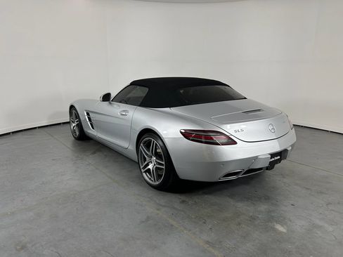 Used 2012 Mercedes-Benz SLS AMG Roadster image 3