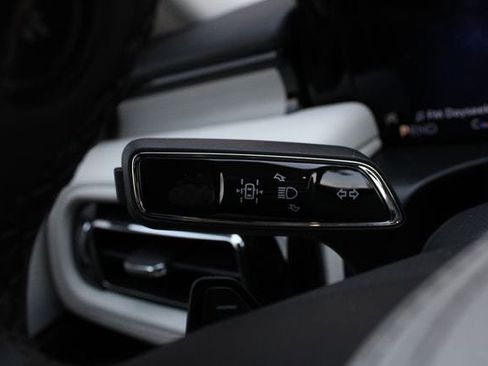 New 2026 Lincoln Aviator Reserve AWD/4WD image 40