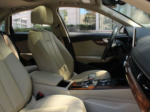 Used 2018 Audi A4 2.0T Premium Plus w/ Premium Plus Package image 30