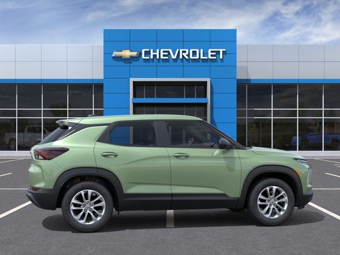 New 2026 Chevrolet TrailBlazer LS FWD image 5