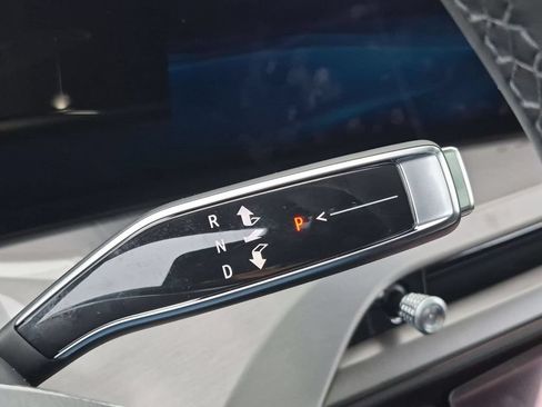 New 2027 Cadillac Vistiq Sport AWD/4WD image 15