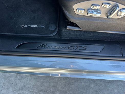 Certified 2023 Porsche Macan GTS image 24