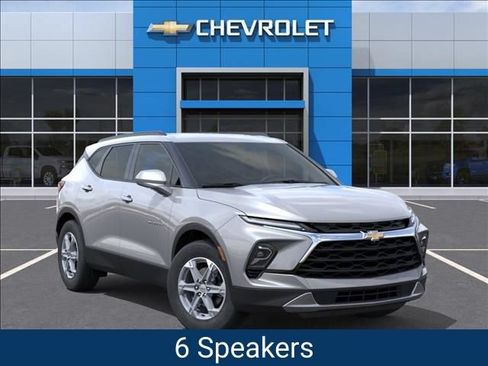 New 2026 Chevrolet Blazer LT w/ Convenience Package FWD image 8
