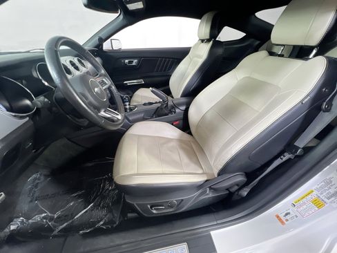 Used 2017 Ford Mustang GT Premium w/ Equipment Group 401A image 21