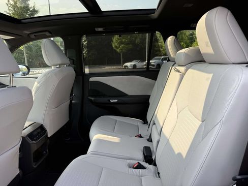 Used 2026 Lexus TX 350 AWD w/ Technology Package image 18