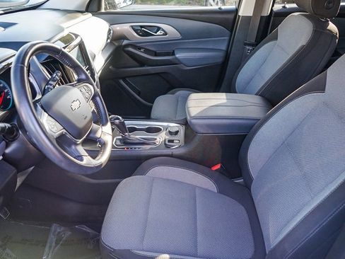 Used 2019 Chevrolet Traverse LT image 21