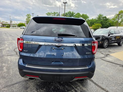 Used 2018 Ford Explorer XLT w/ Equipment Group 202A AWD/4WD image 5