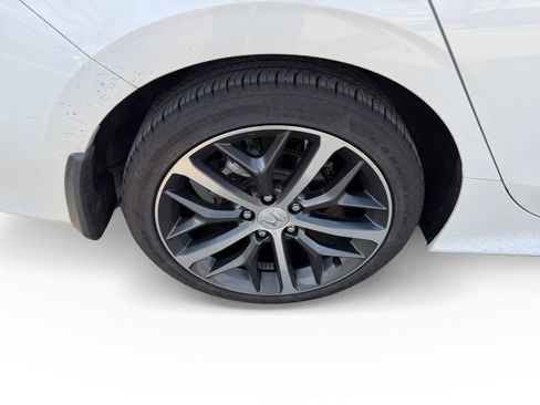 Used 2024 Honda Civic Touring image 17