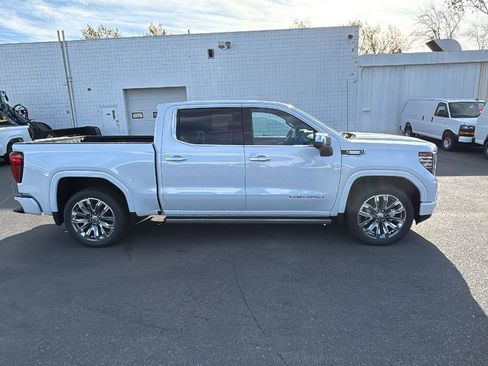 New 2026 GMC Sierra 1500 Denali image 8