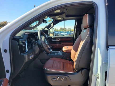 New 2026 GMC Sierra 3500 Denali Ultimate image 10