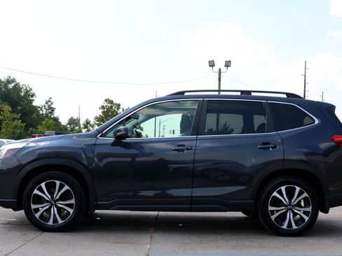Used 2019 Subaru Forester Limited image 12