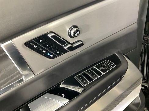 New 2026 Cadillac Vistiq Platinum image 22