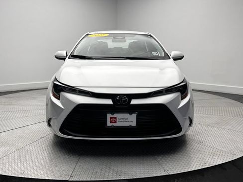 Used 2025 Toyota Corolla LE w/ LE Premium Package FWD image 41