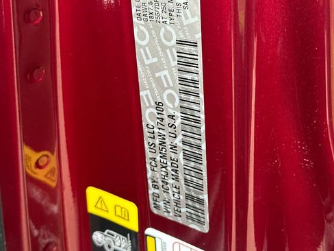 Used 2022 Jeep Wrangler Unlimited Sahara image 30