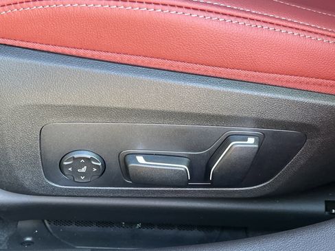 New 2026 BMW 330i Sedan w/ Premium Package image 20