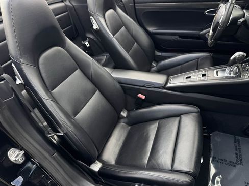 Used 2016 Porsche 911 Turbo image 25