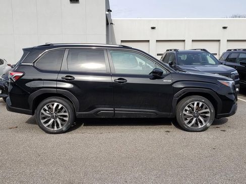 New 2026 Subaru Forester Touring AWD/4WD image 2