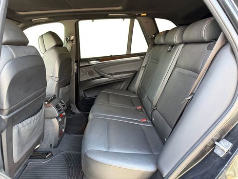 Used 2012 BMW X5 xDrive50i image 19