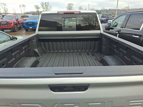 Used 2022 Chevrolet Silverado 2500 LTZ w/ LTZ Plus Package image 10