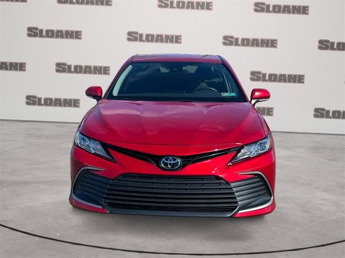 Used 2024 Toyota Camry LE image 8