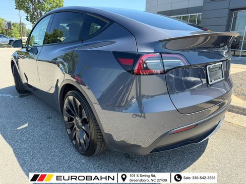 Used 2022 Tesla Model Y Performance AWD/4WD image 3