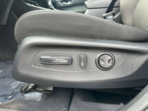 Used 2025 Honda CR-V EX image 24