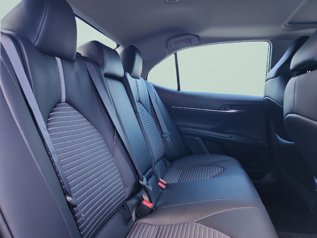 Used 2024 Toyota Camry SE w/ Convenience Package FWD image 33