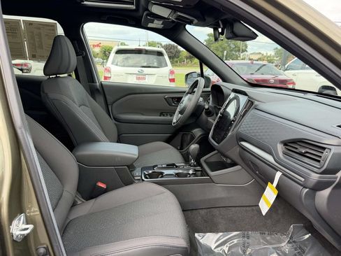 Certified 2026 Subaru Forester Premium w/ Base/Premium Package AWD/4WD image 12