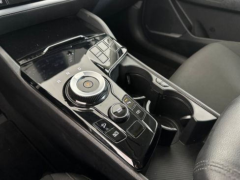 Used 2023 Kia Sportage LX image 15