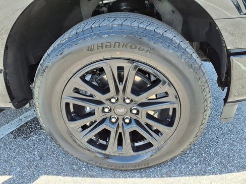 Used 2025 Ford F150 Platinum w/ FX4 Off-Road Package AWD/4WD image 9