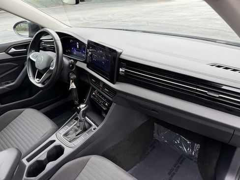 Used 2025 Volkswagen Jetta S FWD image 31