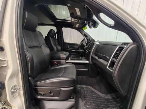 Used 2017 RAM 2500 Limited AWD/4WD image 34