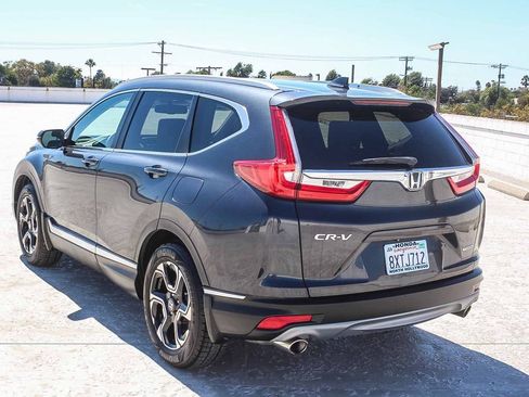 Certified 2019 Honda CR-V Touring image 4