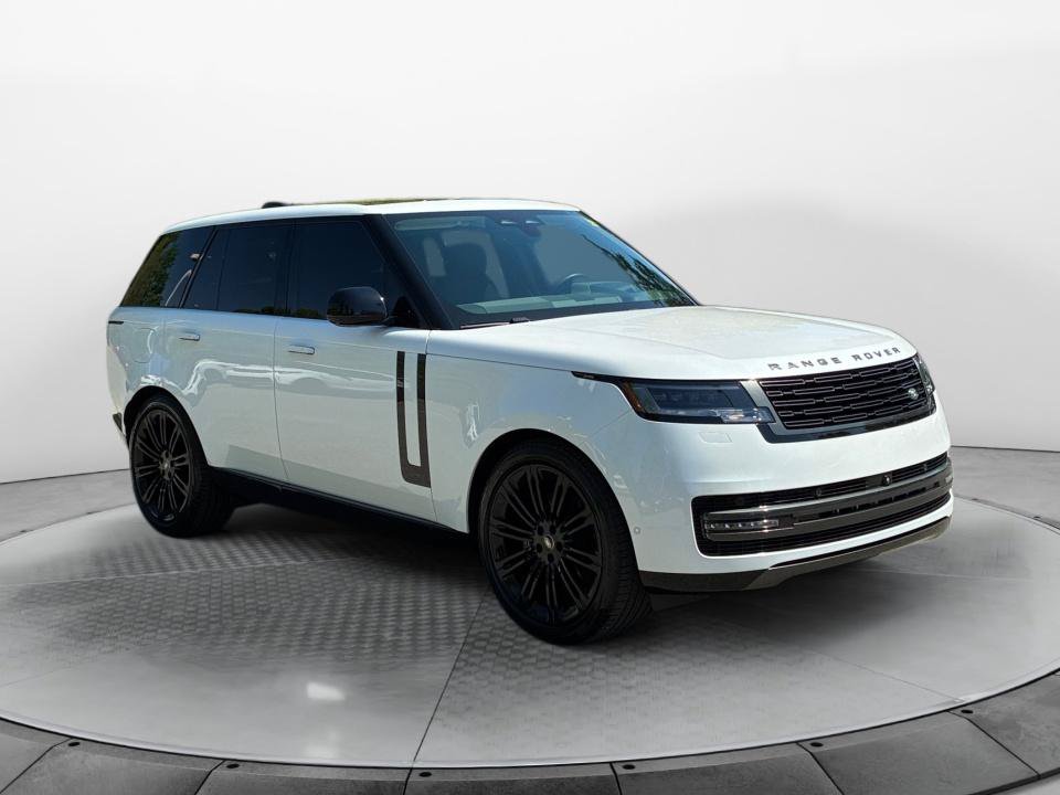Certified 2024 Land Rover Range Rover SE AWD/4WD image 3