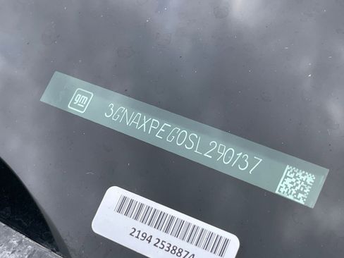 Used 2025 Chevrolet Equinox LT image 29