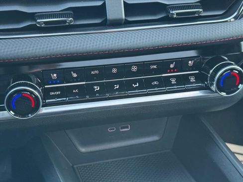 New 2026 Chevrolet Equinox RS w/ Convenience Package III image 18