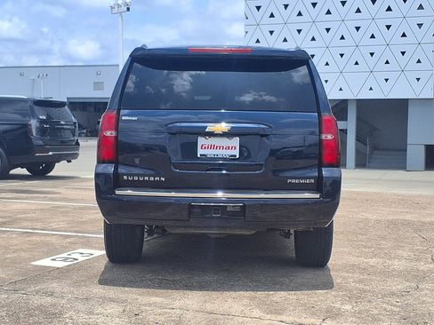 Used 2020 Chevrolet Suburban Premier w/ Max Trailering Package AWD/4WD image 7